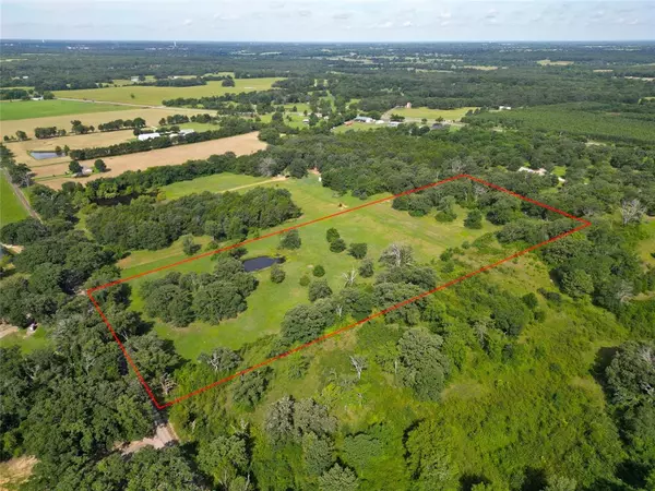 1082 VZ County Road 1217,  Canton,  TX 75103