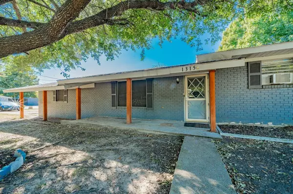 Wills Point, TX 75169,1315 Gateway Drive