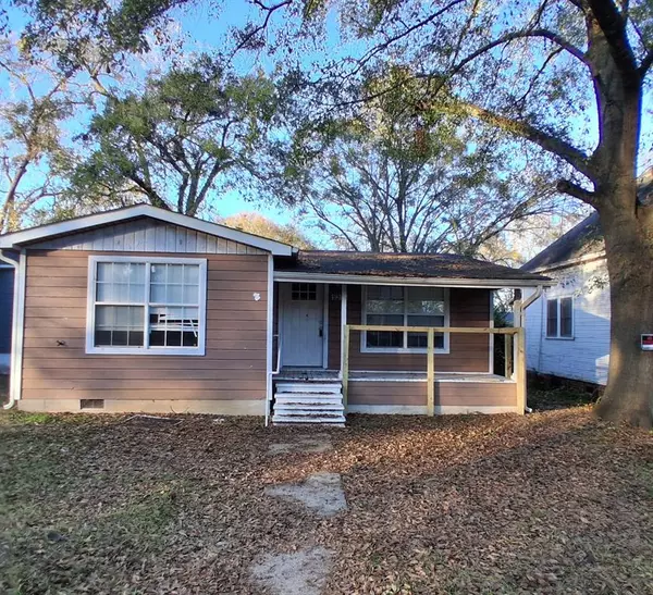 1216 W 6th Street, Texarkana, TX 75501