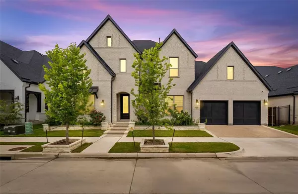 Arlington, TX 76005,1320 English Setter Drive