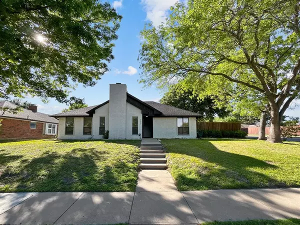 Coppell, TX 75019,301 Barclay Avenue