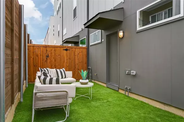 Dallas, TX 75204,1510 N Washington Avenue #701