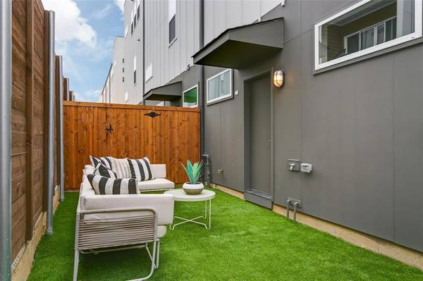 Dallas, TX 75204,1510 N Washington Avenue #701