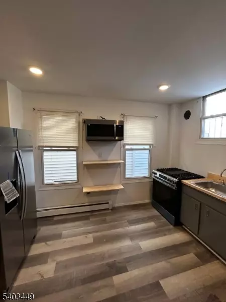 Elizabeth City, NJ 07206,523 Franklin St