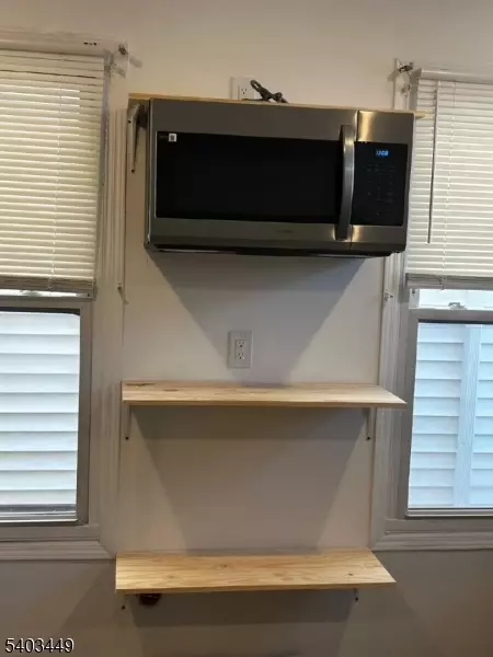 Elizabeth City, NJ 07206,523 Franklin St