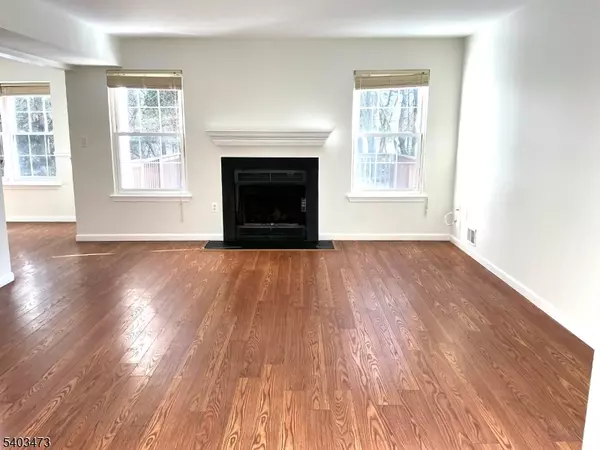 Franklin Twp., NJ 08873,246 Hyde Park Rd