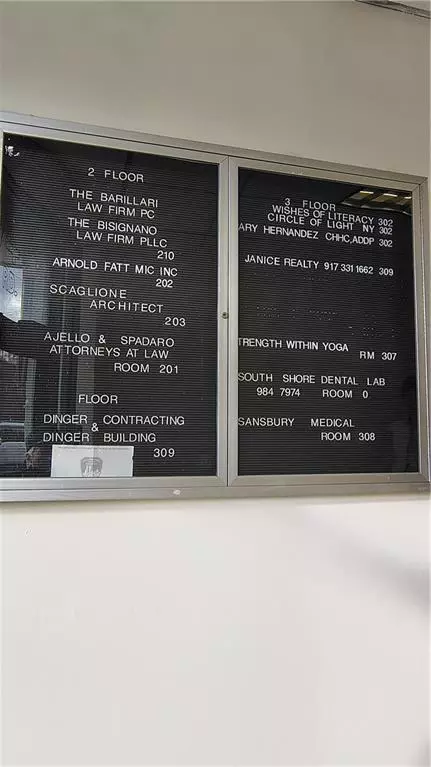 Staten  Island, NY 10308,3974 Amboy RD