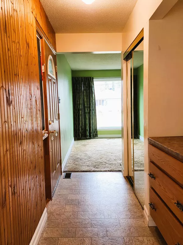 Kirkland Lake, ON P2N 3G2,137 Main ST