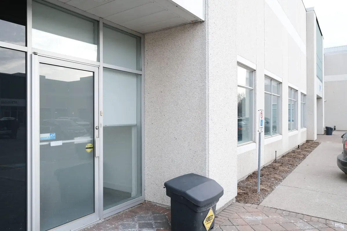 Mississauga, ON L5N 5M4,2830 Argentia RD #5-6