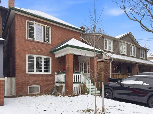 130 Elmer AVE, Toronto E02, ON M4L 3R8