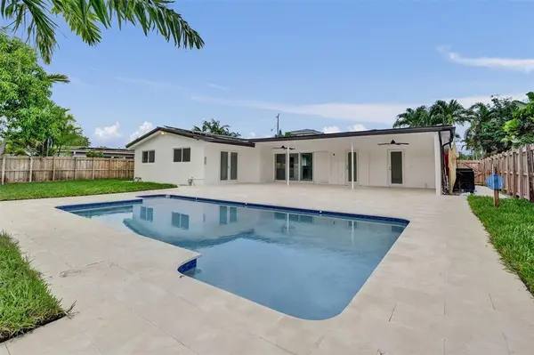 Wilton Manors, FL 33311,2615 NW 9th Ter