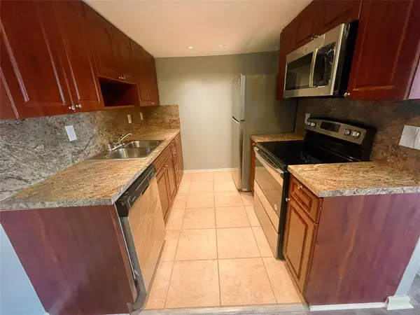 Deerfield Beach, FL 33442,4024 Cambridge B #4024