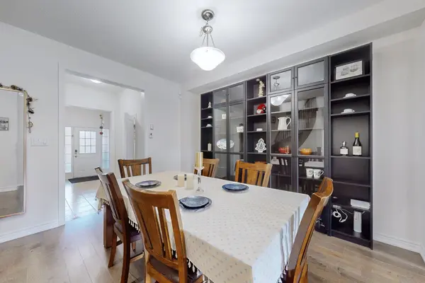 Richmond Hill, ON L4E 0V5,7 Paper Mills CRES