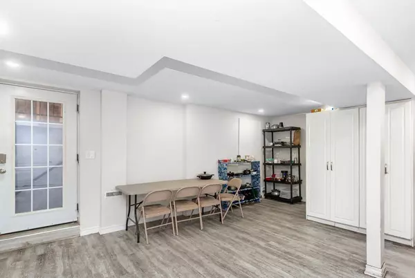 Brampton, ON L6Y 3H7,20 Driscoll DR