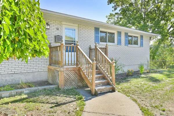 Quinte West, ON K8V 4M1,53 Water ST