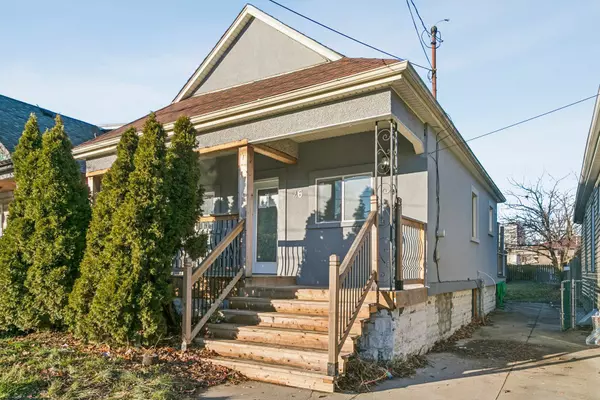 Hamilton, ON L9A 3G8,46 East 7th ST