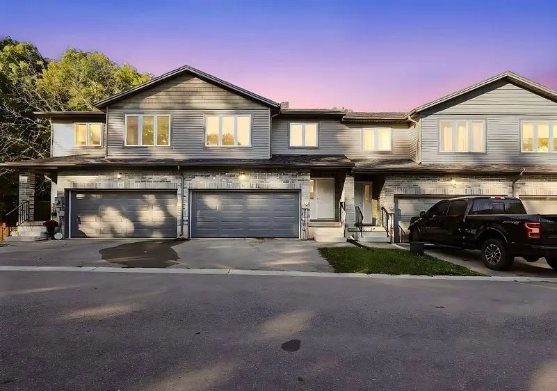 Tillsonburg, ON N4G 0J6,61 Vienna RD #14