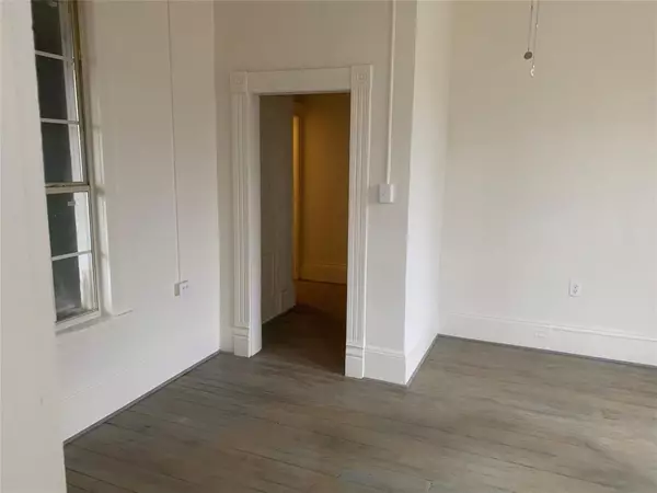 Denison, TX 75020,617 W Gandy Street W #3