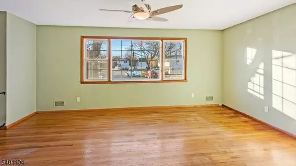 Piscataway Twp., NJ 08854,3 Susan Ct