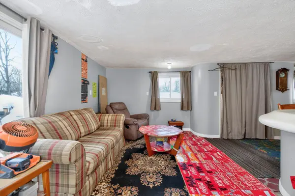 Tay, ON L0K 1R0,332 Wardell ST