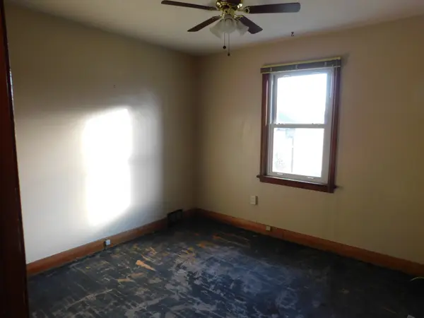 4096 Dyson AVE, Niagara Falls, ON L2E 3L7