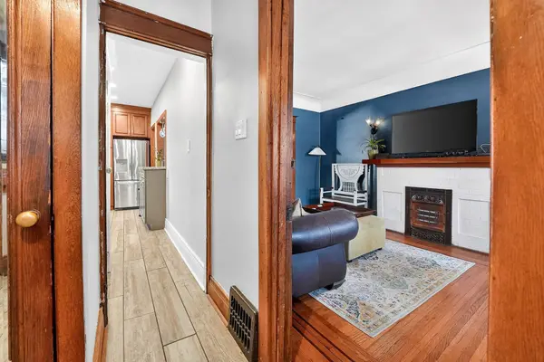 Hamilton, ON L8K 2J1,207 EDGEMONT ST S