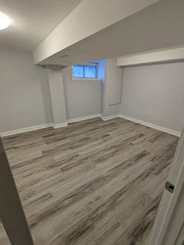 West Centre Town, ON K1R 7N9,74 Preston ST #1