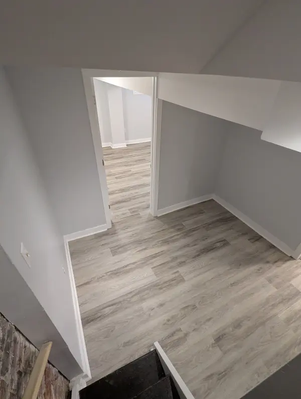 West Centre Town, ON K1R 7N9,74 Preston ST #1