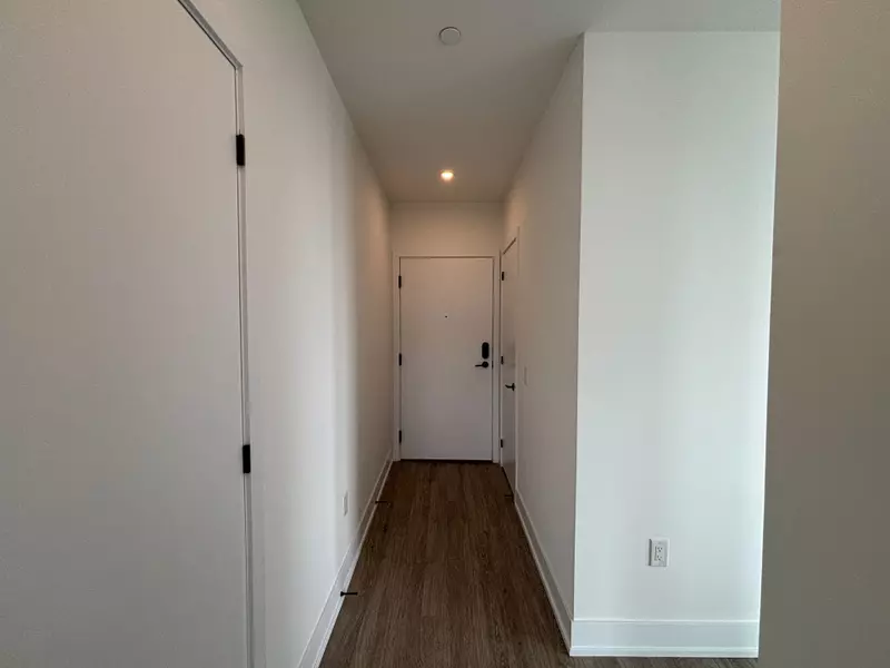 2450 Old Bronte RD #631, Oakville, ON L6M 4J2