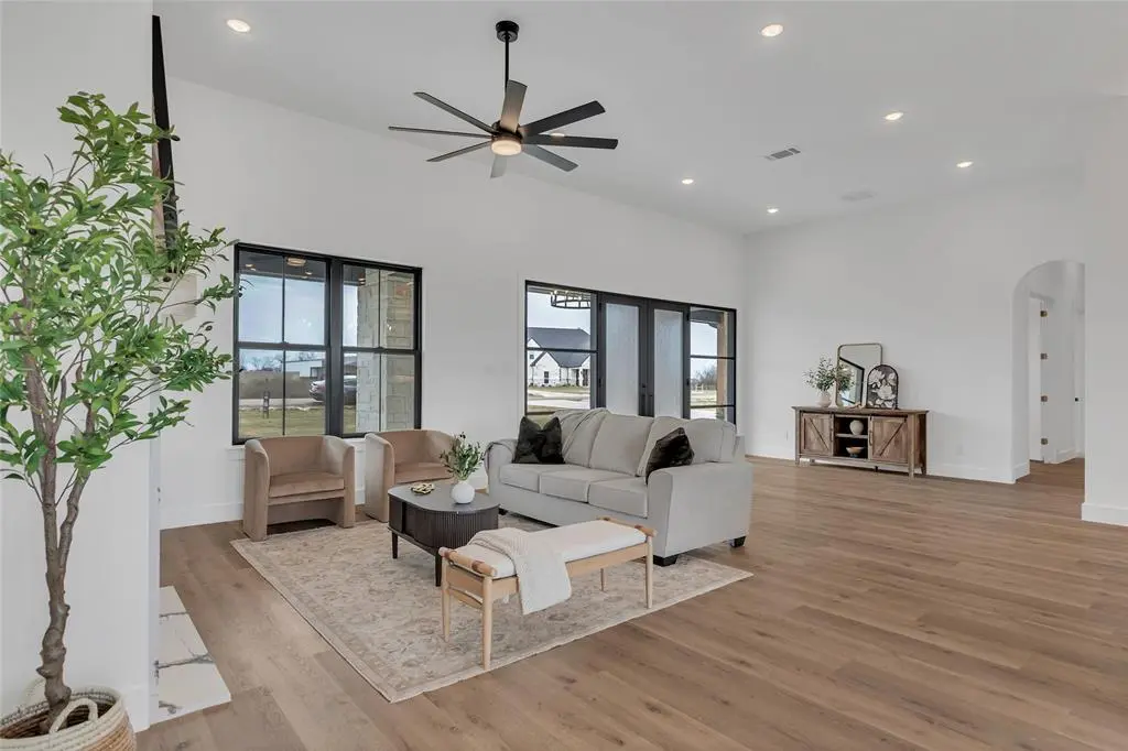 Joshua, TX 76058,1440 Saguaro Trail