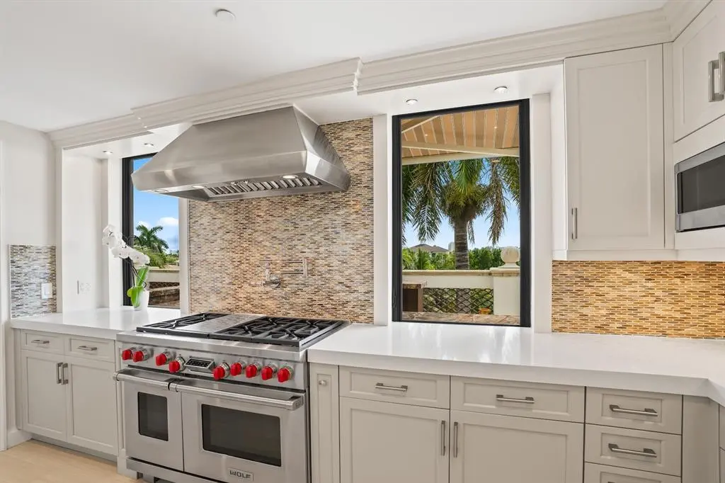 Fort Lauderdale, FL 33316,1532 SE 12th St #PH-1