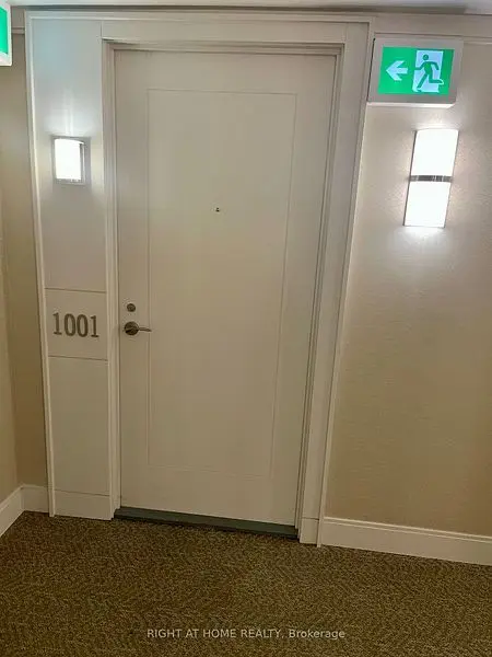 Toronto W04, ON M6A 0C4,3091 Dufferin ST #1001