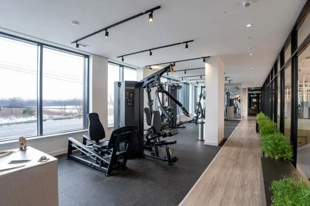 Oakville, ON L6H 7E3,3071 Trafalgar RD #406