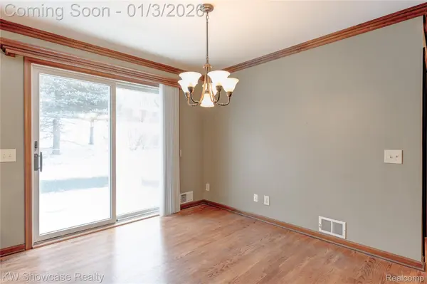 Milford, MI 48381,836 N Main ST