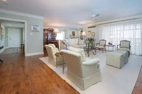 Dallas, TX 75219,3525 Turtle Creek Boulevard #11D