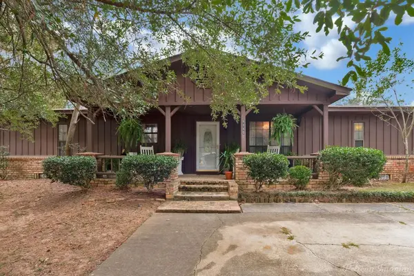 8185 Fleetwood Drive, Greenwood, LA 71033