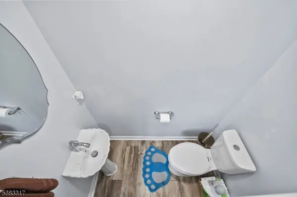 Kearny Town, NJ 07032,68 Quincy Ave