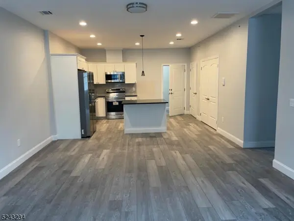 Belleville Twp., NJ 07109,314 Washington Ave #2-A