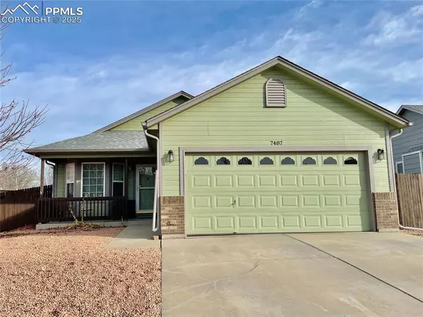 Colorado Springs, CO 80925,7487 Farmcrest RD