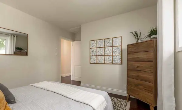 Pickering, ON L1W 1L1,1356 Poprad AVE