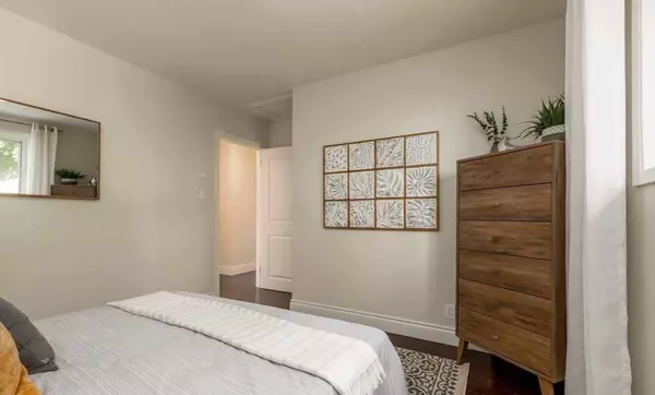 Pickering, ON L1W 1L1,1356 Poprad AVE