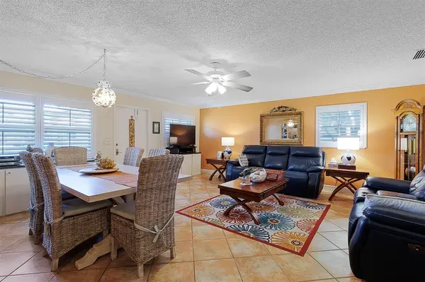 Vero Beach, FL 32962,63 Woodland Drive #203
