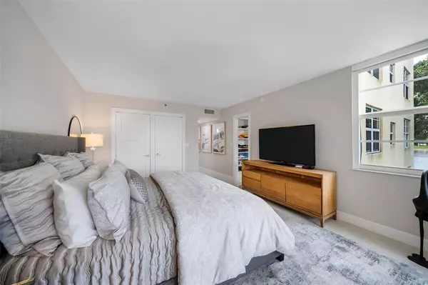 Pompano Beach, FL 33069,3095 N Course Dr #206