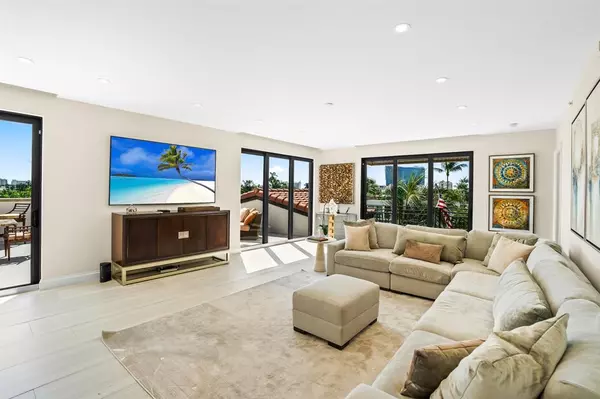 Fort Lauderdale, FL 33316,1532 SE 12th St #PH-1