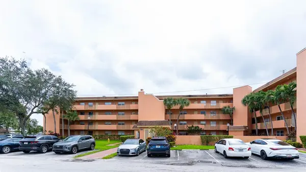 3110 N Pine Island Rd #304, Sunrise, FL 33351