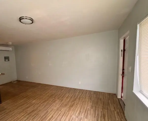 Hollywood, FL 33020,2206 Adams St #15