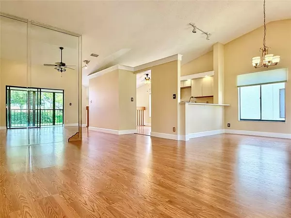 Boynton Beach, FL 33437,10805 Bahama Palm Way #201