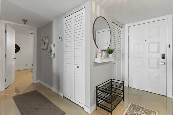 Oakland Park, FL 33309,111 Lake Emerald Drive #106