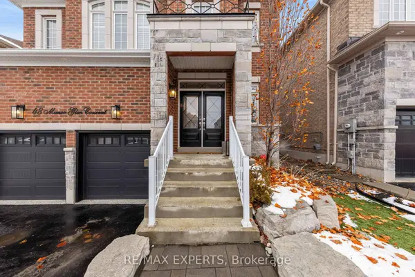 East Gwillimbury, ON L0G 1M0,48 Manor Glen CRES