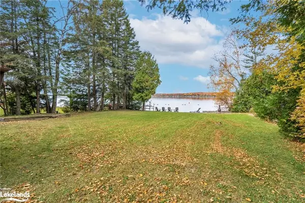 Springwater, ON L0L 1P0,2986 MARGARET RD